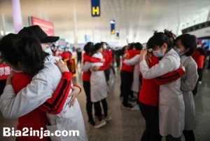 عکس های دیدنی و جالب از قدم زدن پلیکان درمرکز فروش ماهی تا روبات‌های مخصوص حمل غذا