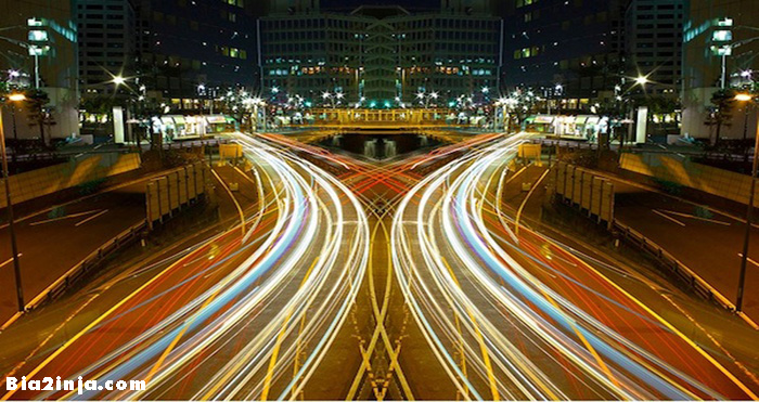 آشنایی با روش‌های عکاسی از چراغ ماشین ها